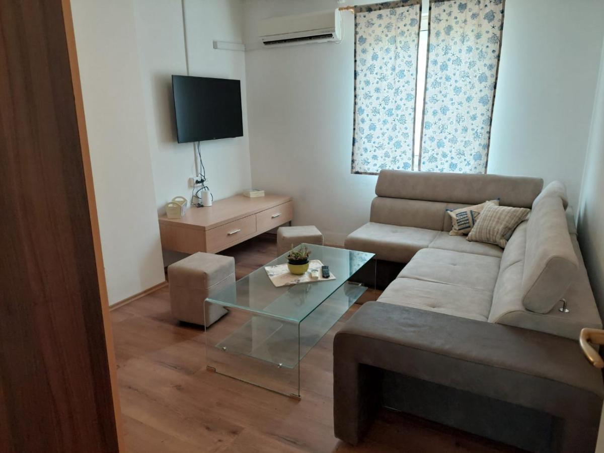 Apartment Galeb Lukovo Šugarje Eksteriør bilde